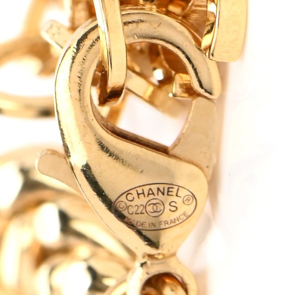 SOLD Chanel CC Pendant Chain Necklace - Picture 10 of 14